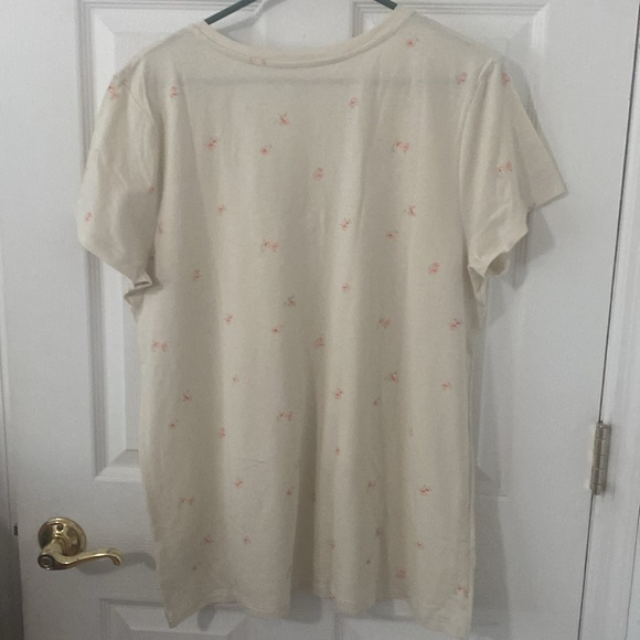 Gap XL Favorite tee beige w orangish flowers 60 cot 40 modal stretch ptp 22 NWT - Picture 6 of 9